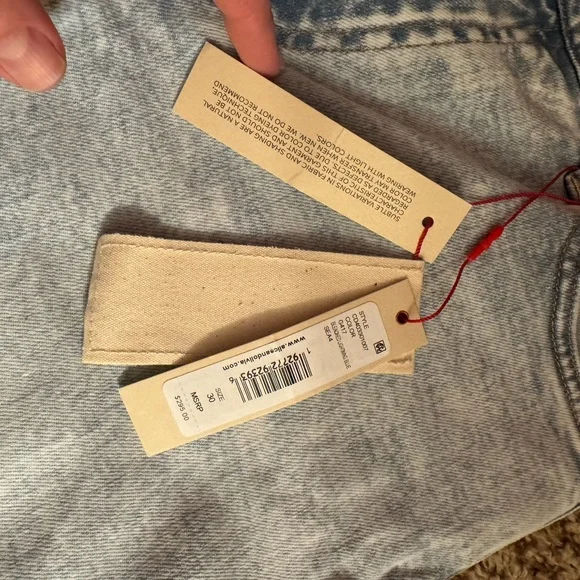 Alice and Olivia Lorrine Kick Flare Ankle Jeans - Picture 6 of 7